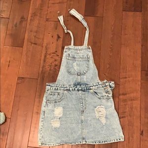 Overalls skirt